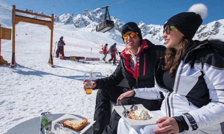 What is Apres Ski? [Ultimate Snow Party Guide] - Courchevel.VIP in 2023